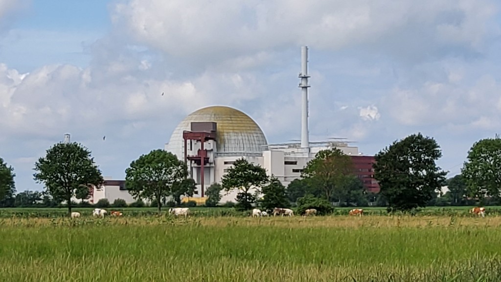 Das alte Atomkraftwerk Brokdorf an der Elbe