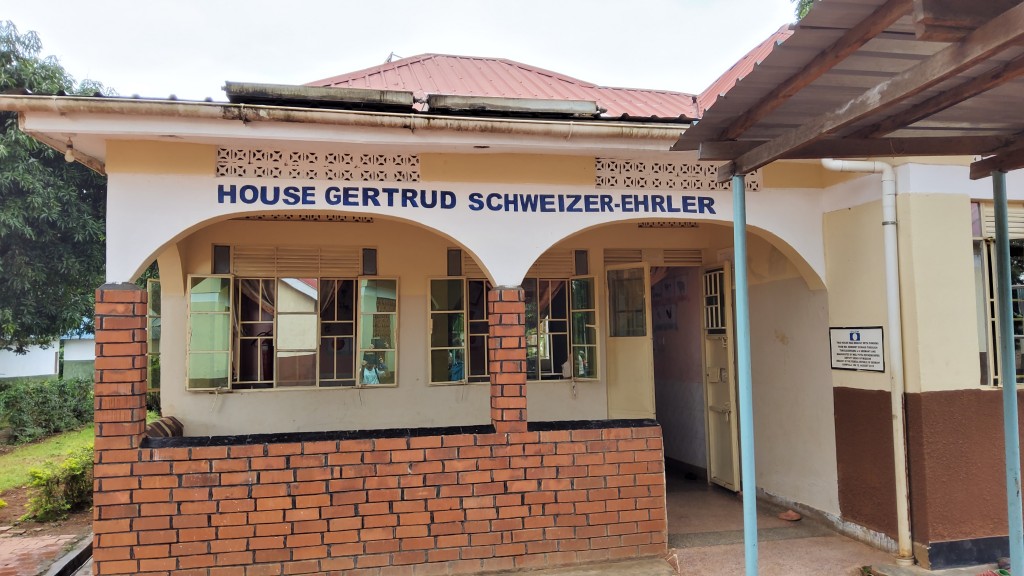 Das Haus der Waisenkinder trägt den Namen der Vorsitzenden des Verreins Tukulere Wamu in Heitersheim