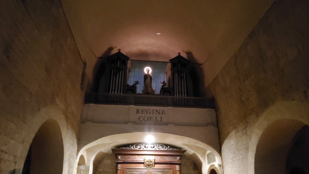 Kirche in Foligno mit Aufschrift für die Madonna
