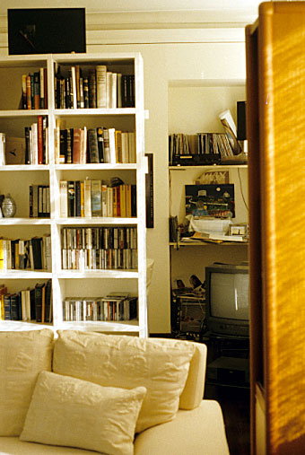 Noch einmal der Salon. Ich lebte da ganz alleine, wie ein König.